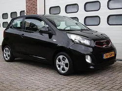 Zwart Gebruikt 2012 Kia Picanto 3 Hatchback | € 4.999 (Eerlijke prijs)