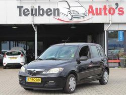 Zwart Gebruikt 2005 Mazda 2 Exclusive MPV | € 995 (Goede deal)