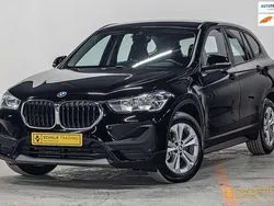 Zwart, metallic lak Gebruikt 2021 BMW X1 SUV | € 24.950 (Goede deal)
