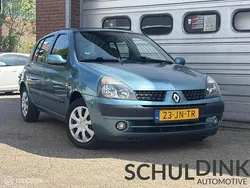 Blauw Gebruikt 2002 Renault Clio II Hatchback | € 999 (Eerlijke prijs)