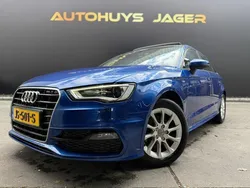 Blauw, metallic lak Gebruikt 2016 Audi A3 Sportback S-Line Hatchback | € 15.950 (Eerlijke prijs)