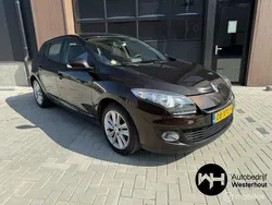 Bruin Gebruikt 2012 Renault Mégane III Expression Hatchback | € 5.595 (Eerlijke prijs)