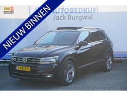 Zwart Gebruikt 2018 VW Tiguan R-line SUV | € 29.750 (Iets duurder)