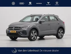 Grijs Gebruikt 2024 VW T-Roc R-line SUV | € 34.940 (Eerlijke prijs)