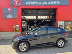 Zwart Gebruikt 2022 BMW X1 Comfort Edition SUV | € 30.950 (Goede deal)