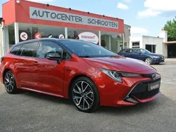 Rood Gebruikt 2019 Toyota Corolla Stationwagen | € 27.500 (Iets duurder)