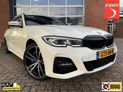 Wit Gebruikt 2021 BMW 330 Executive Stationwagen | € 34.950 (Eerlijke prijs)