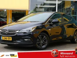 Blauw Gebruikt 2019 Opel Astra Edition Hatchback | € 11.900 (Eerlijke prijs)