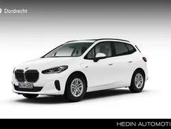Wit Gebruikt 2023 BMW 225 Active Tourer Comfort Edition MPV | € 38.895 (Eerlijke prijs)