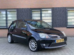 Zwart Gebruikt 2007 Ford Fiesta Hatchback | € 1.999 (Eerlijke prijs)