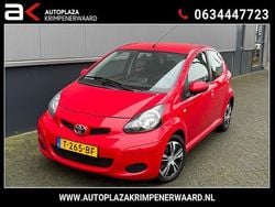 Rood Gebruikt 2009 Toyota Aygo Hatchback | € 3.199 (Goede deal)