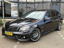 Zwart, metallic lak Gebruikt 2008 Mercedes C63 AMG AMG Stationwagen | € 30.950 (Iets duurder)