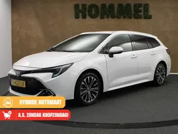 Wit Gebruikt 2023 Toyota Corolla Hybrid Business Edition Stationwagen | € 31.145