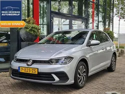 Grijs Gebruikt 2022 VW Polo Business Hatchback | € 17.990 (Eerlijke prijs)
