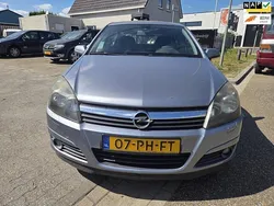 Grijs Gebruikt 2004 Opel Astra Elegance Hatchback | € 1.250 (Eerlijke prijs)