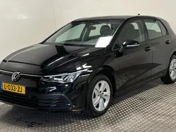 Zwart Gebruikt 2021 VW Golf VIII Life Hatchback | € 17.650 (Goede deal)