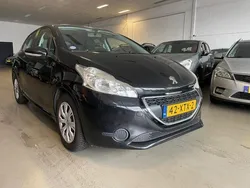 Zwart Gebruikt 2012 Peugeot 208 Active Hatchback | € 3.495 (Eerlijke prijs)
