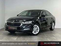 Zwart Gebruikt 2021 Skoda Octavia Business Line Hatchback | € 18.900 (Eerlijke prijs)
