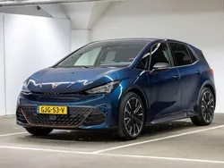 Blauw Gebruikt 2024 Cupra Born Hatchback | € 33.990 (Eerlijke prijs)