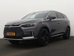 Grijs metallic Gebruikt 2023 BYD Tang SUV | € 45.945