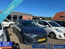 Blauw Gebruikt 2022 Ford Focus Titanium Hatchback | € 16.950 (Goede deal)