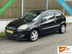 Zwart Gebruikt 2007 Ford Fiesta Style Hatchback | € 1.750 (Eerlijke prijs)