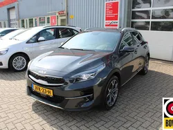 Grijs Gebruikt 2022 Kia XCeed SUV | € 21.900 (Goede deal)
