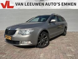 Beige Gebruikt 2012 Skoda Superb Business Line Stationwagen | € 12.948