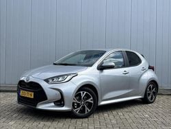 Grijs Nieuw 2025 Toyota Yaris Hybrid Comfort Hatchback | € 28.549 (Goede deal)