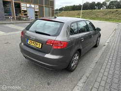 Grijs Gebruikt 2011 Audi A3 Sportback Attraction Hatchback | € 3.950 (Eerlijke prijs)