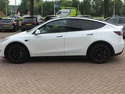 Wit Gebruikt 2021 Tesla Model Y Long Range SUV | € 32.550 (Iets duurder)