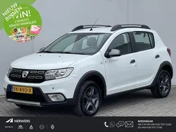 Wit Gebruikt 2017 Dacia Sandero Stepway Hatchback | € 10.485 (Eerlijke prijs)