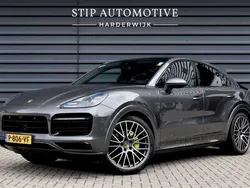 Grijs, metallic lak Gebruikt 2022 Porsche Cayenne Sport SUV | € 82.900 (Eerlijke prijs)