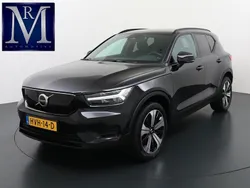 Zwart, metallic lak Gebruikt 2022 Volvo XC40 Plus SUV | € 29.899 (Super prijs)