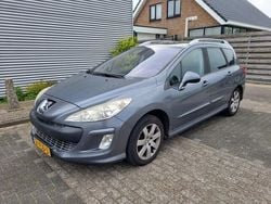 Grijs Gebruikt 2011 Peugeot 308 Stationwagen | € 2.750 (Iets duurder)