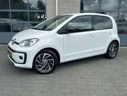 Wit Gebruikt 2019 VW up! Hatchback | € 10.850 (Eerlijke prijs)