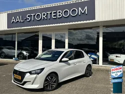 Wit Gebruikt 2021 Peugeot 208 Allure Hatchback | € 17.495 (Eerlijke prijs)