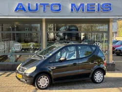 Zwart, metallic lak Gebruikt 2000 Mercedes A160 Classic MPV | € 1.495 (Goede deal)