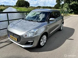 Grijs Gebruikt 2020 Suzuki Swift Hatchback | € 14.950 (Eerlijke prijs)