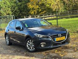 Blauw Gebruikt 2015 Mazda 3 Hatchback | € 9.750 (Goede deal)