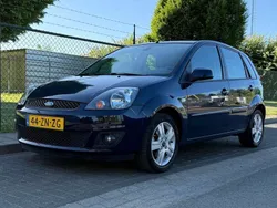 Blauw Gebruikt 2008 Ford Fiesta Futura Hatchback | € 3.295 (Eerlijke prijs)