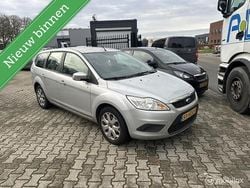 Grijs Gebruikt 2008 Ford Focus Ghia Stationwagen | € 1.950 (Goede deal)
