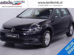 Zwart, metallic lak Gebruikt 2019 VW Golf VII Trendline Hatchback | € 15.250 (Goede deal)