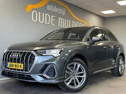 Grijs Gebruikt 2022 Audi Q3 Comfort SUV | € 31.950 (Super prijs)