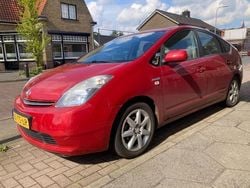 Rood Gebruikt 2007 Toyota Prius Comfort Hatchback | € 4.999 (Iets duurder)