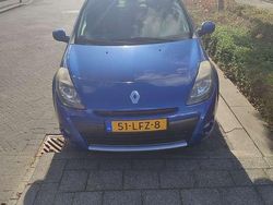 Blauw Gebruikt 2010 Renault Clio II Business Hatchback | € 2.250 (Eerlijke prijs)