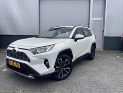 Wit Gebruikt 2021 Toyota RAV4 Business Edition SUV | € 29.844 (Eerlijke prijs)