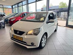 Wit Gebruikt 2016 Seat Mii CONNECT Hatchback | € 4.950 (Eerlijke prijs)