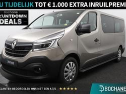 Beige Gebruikt 2021 Renault Trafic Zen MPV | € 30.695