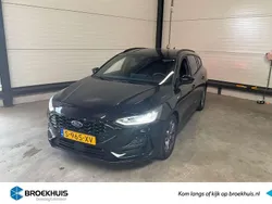 Zwart Gebruikt 2023 Ford Focus ST-Line X Stationwagen | € 22.400 (Eerlijke prijs)